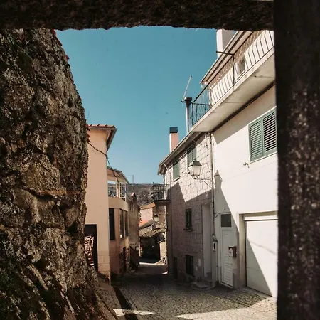 Casa Miguel * Sabugueiro (Guarda)